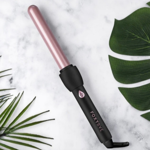Foxybae Other - 2/$90!! Foxybae BLACK & ROSE GOLD 25MM WAND